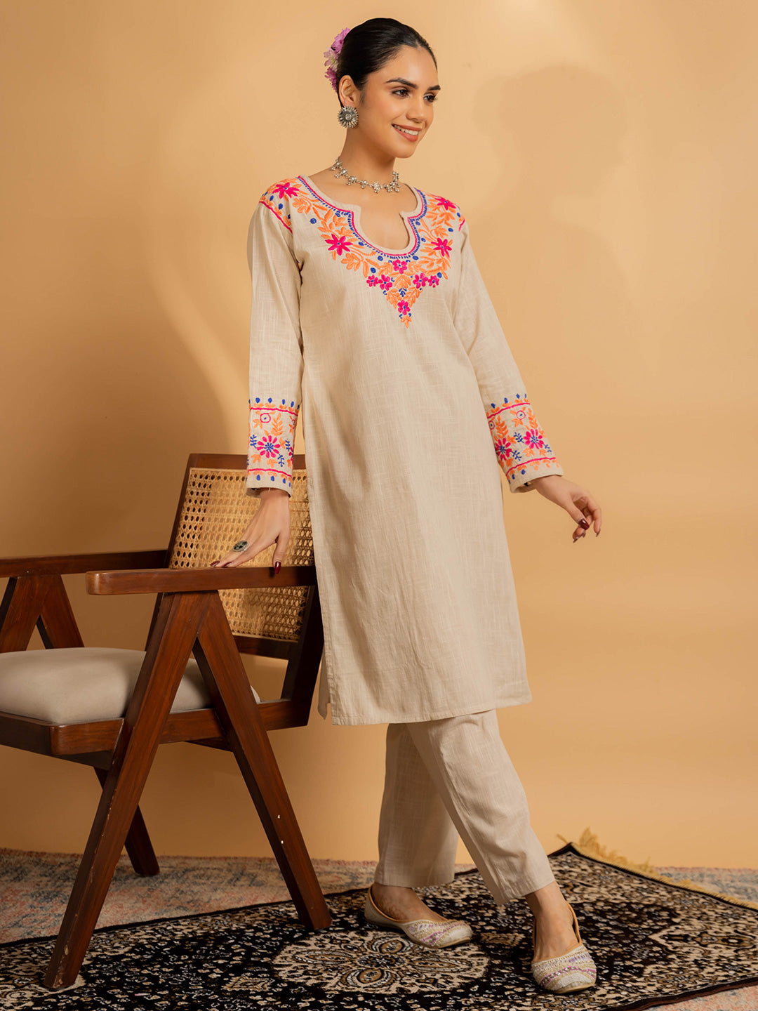 HOUSE OF KARI Floral Embroidered Chikankari Kurta With Palazzo - Distacart