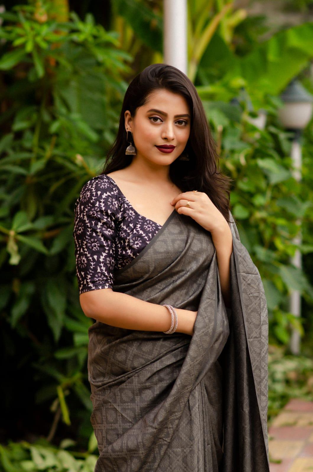 Grey Jute Silk Woven Design Saree with Unstitched Blouse - A2M