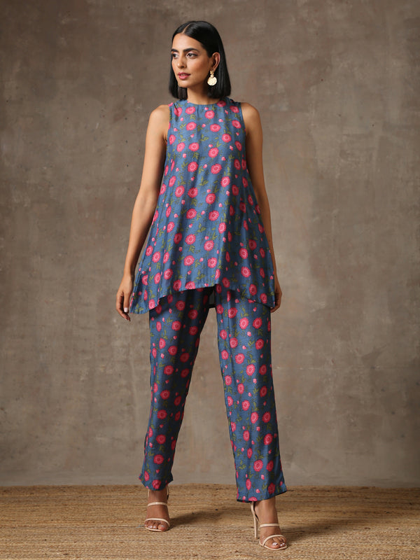 trueBrowns Blue Pink Printed Silk Co-Ord Set - Distacart