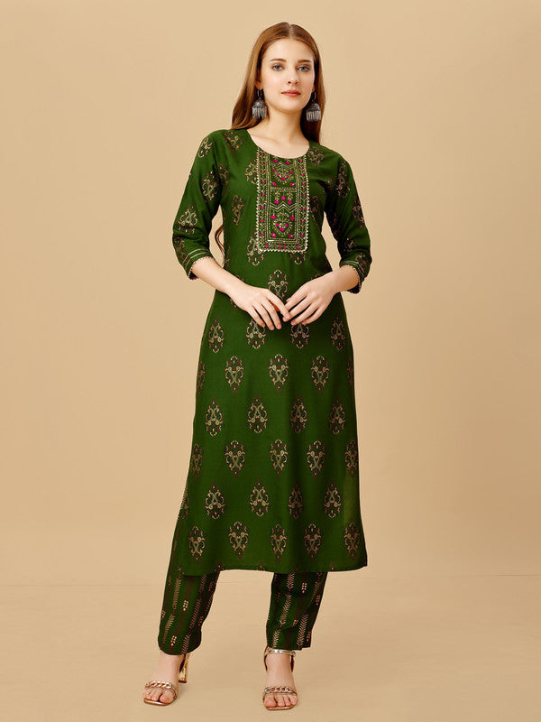 Green Embroidered Women Kurta Pant Set - Hiral Fashion