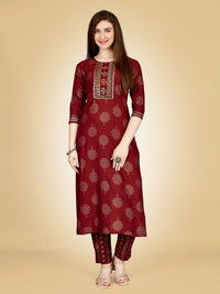 Thumbnail for Maroon Embroidered Women Kurta Pant Set - Hiral Fashion