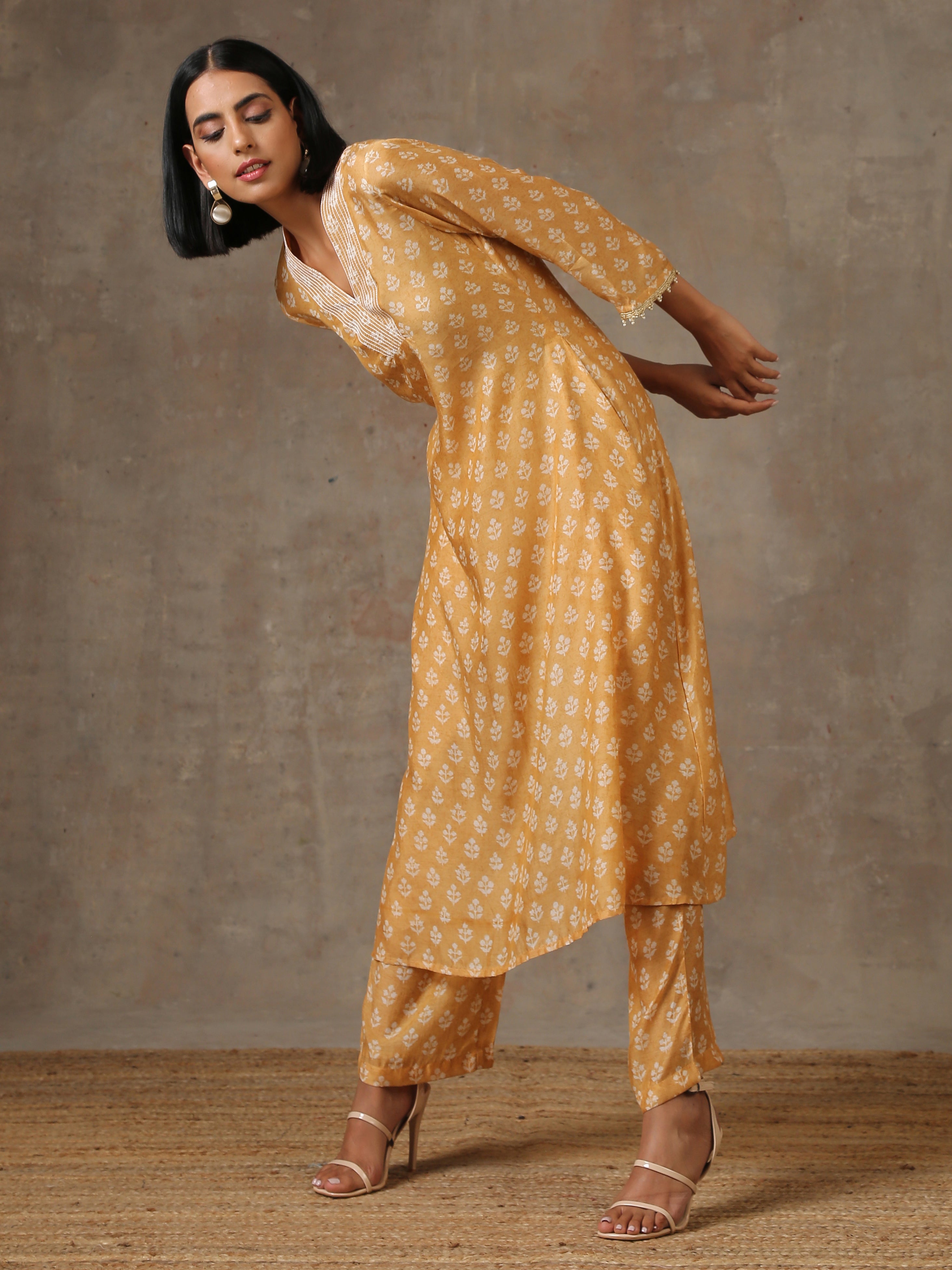 trueBrowns Beige White Flared Printed Silk Kurta Pant Set - Distacart