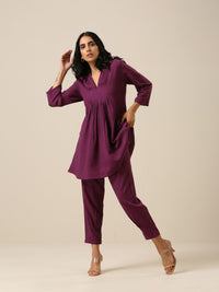 Thumbnail for trueBrowns Plum Purple Slub Texture Pleated Co-Ord Set - Distacart