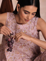 Thumbnail for trueBrowns Grey Overall Floral Block Print Cotton High-Low Co-Ord Set - Distacart