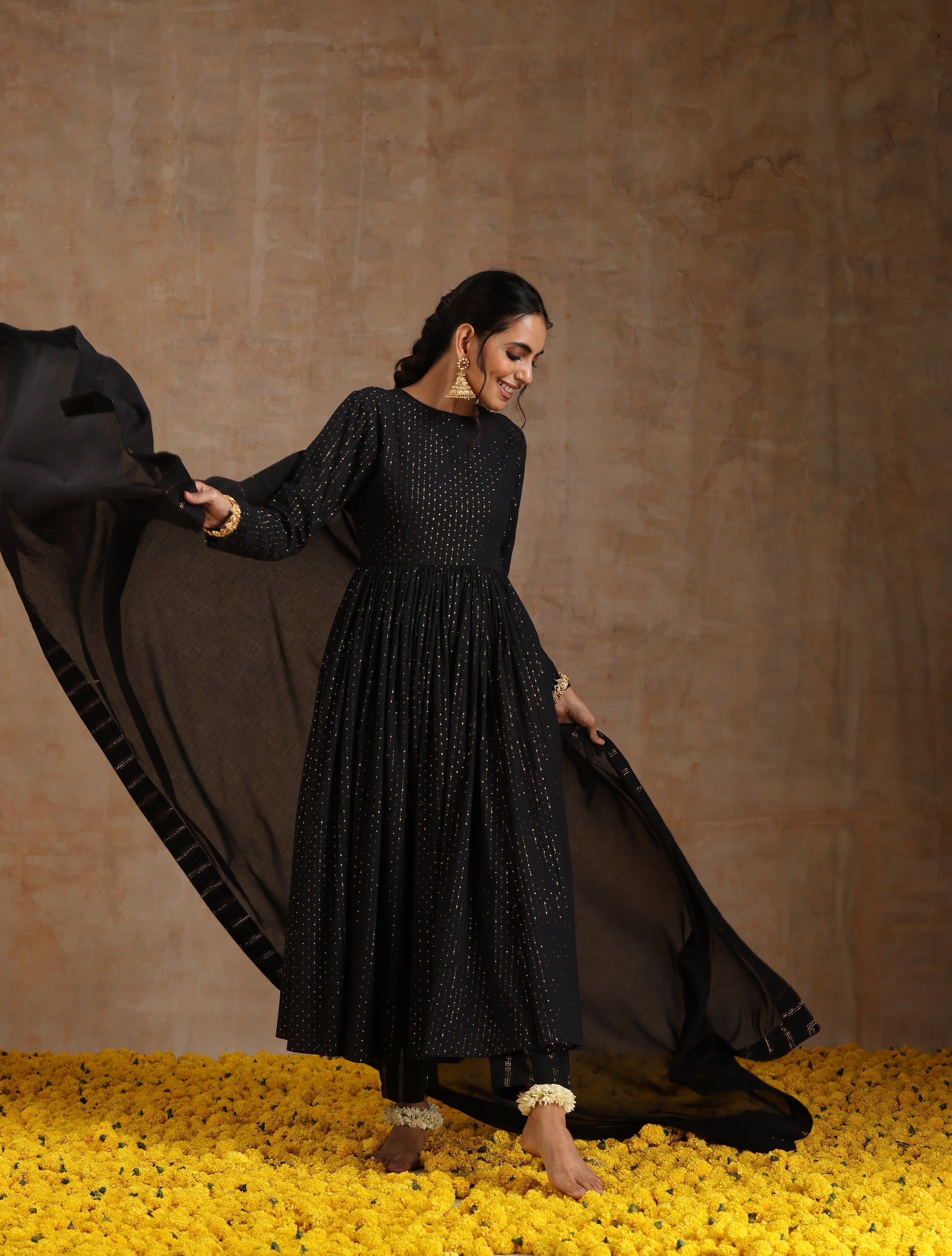 trueBrowns Black Gold Cotton Anarkali Set - Distacart