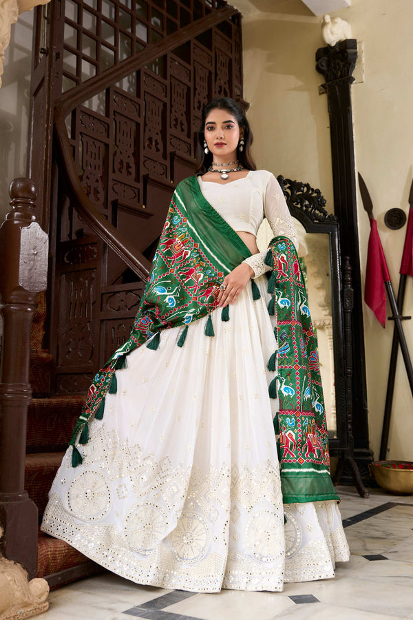 Lorenvalley Fashion White Georgette Lucknowi Paper Mirror Work Lehenga Choli with Dupatta