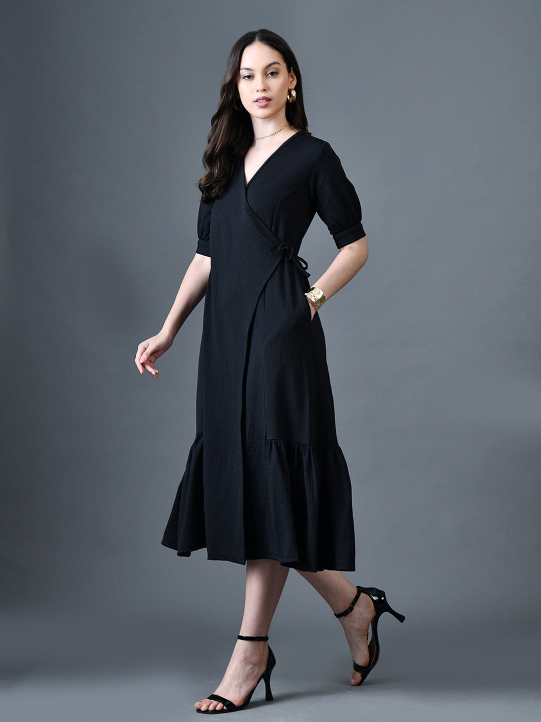 Myshka Women Black Polyester A-Line V-Neck Solid Knee Length Short Sleeves Dresses - Distacart