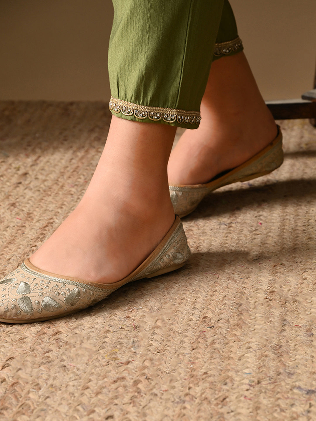 Myshka Green Silk Blend Straight V-Neck Three-Quarter Sleeves Kurta Trousers With Dupatta - Distacart