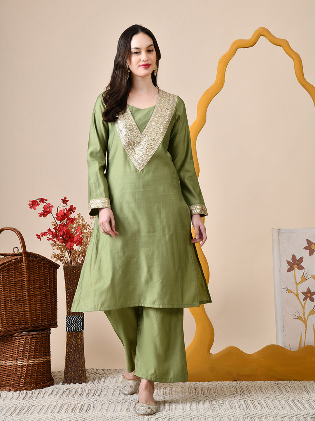 Myshka Green Silk Blend Straight Round Neck Long Sleeves Kurta Trousers Set - Distacart