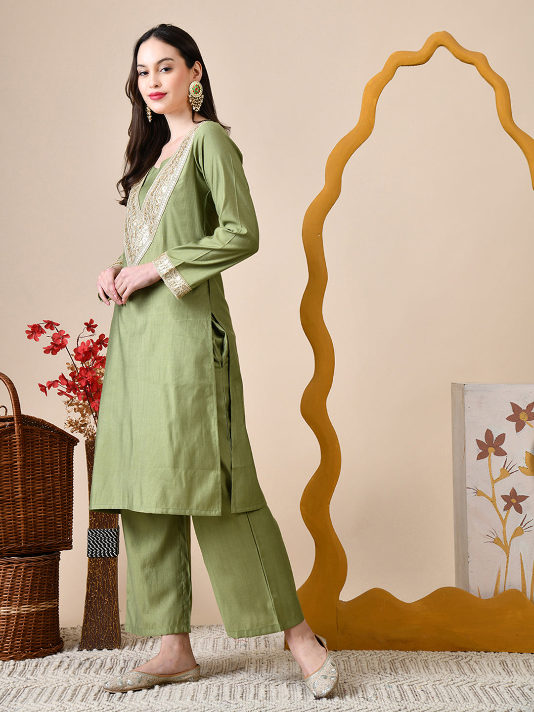 Myshka Green Silk Blend Straight Round Neck Long Sleeves Kurta Trousers Set - Distacart