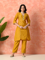 Thumbnail for Myshka Musturd Silk Blend Straight V-Neck Three-Quarter Sleeves Kurta Trousers With Dupatta - Distacart