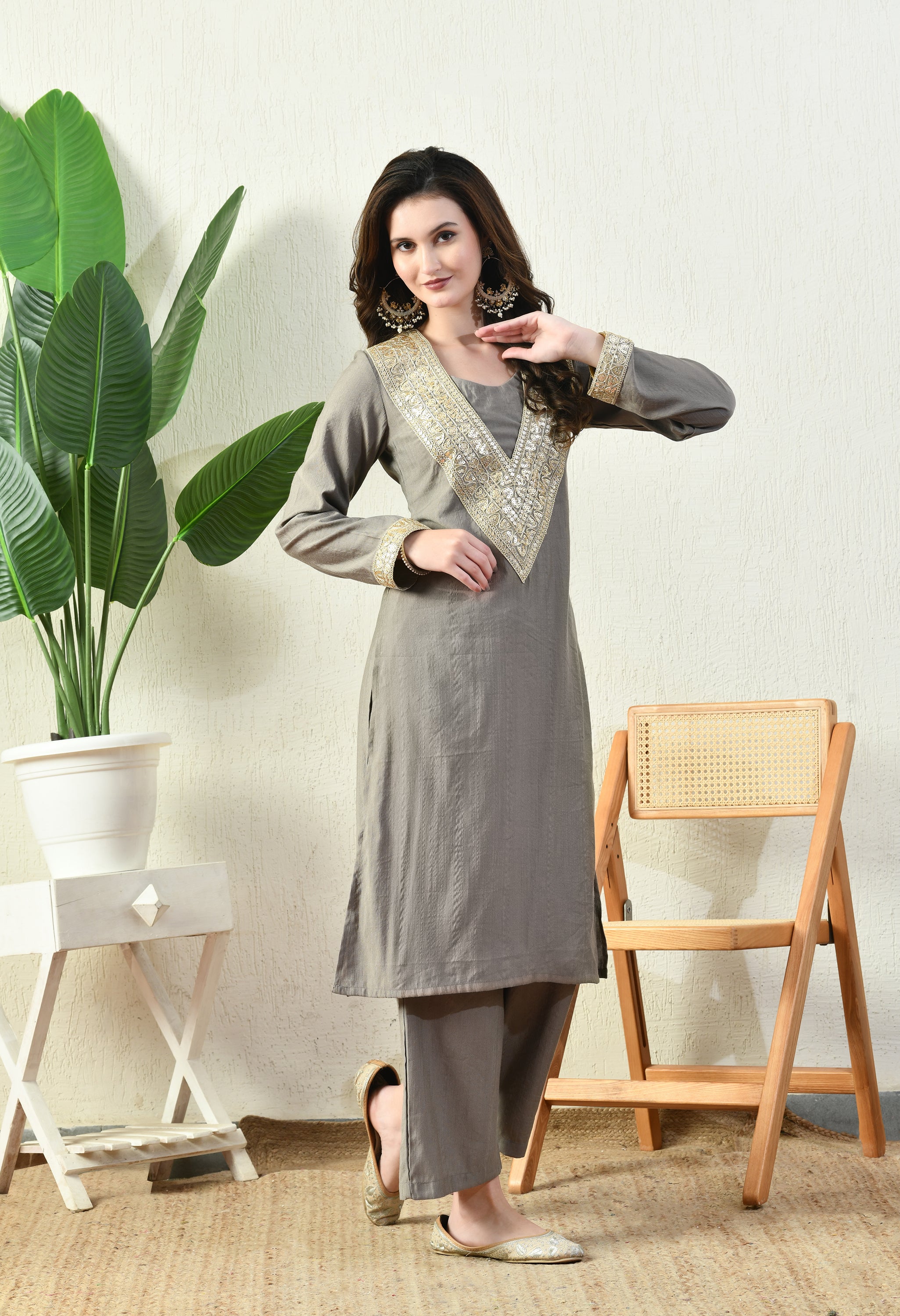 Myshka Gray Silk Blend Straight Round Neck Long Sleeves Kurta Trousers With Dupatta - Distacart