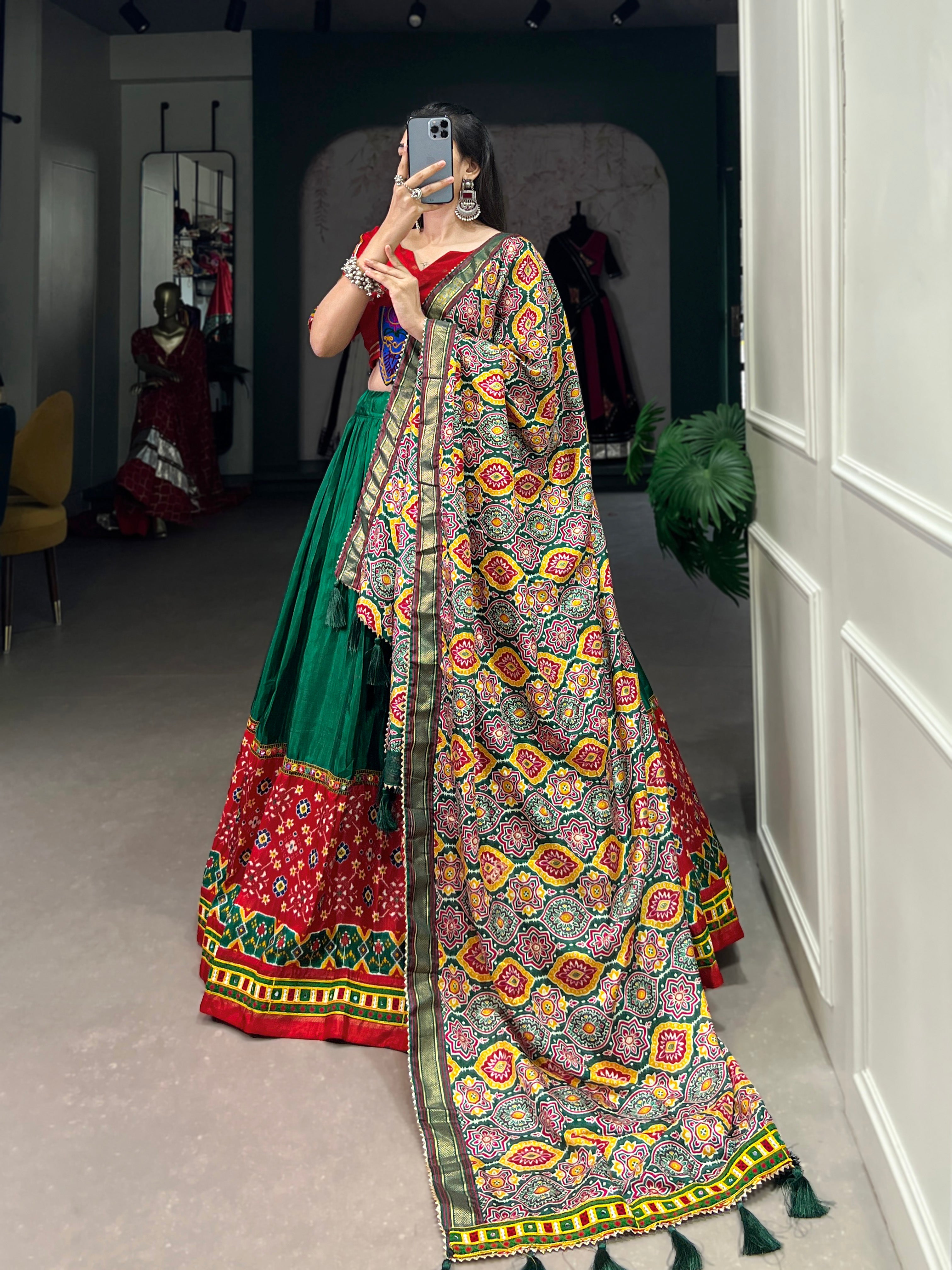 Lorenvalley Green Dola Silk Printed With Foil Work And Original Mirror Gamthi Lace Touch Up Lehenga Choli with Dupatta - Distacart
