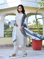 Thumbnail for Vaasva Women's Grey Monotone Organza Digital Printed Suit Set - Distacart