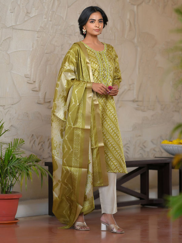 Vaasva Women's Parrot Green Silk Digital Printed Suit Set - Distacart