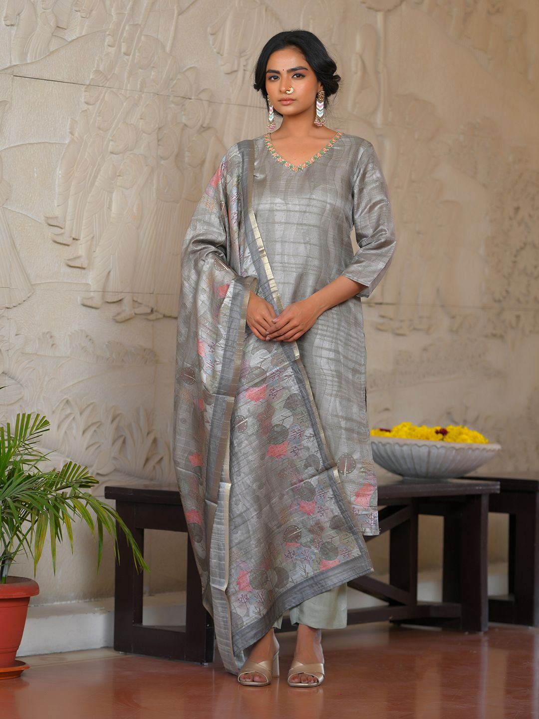 Vaasva Women's Charcoal Grey Silk Digital Printed Suit Set