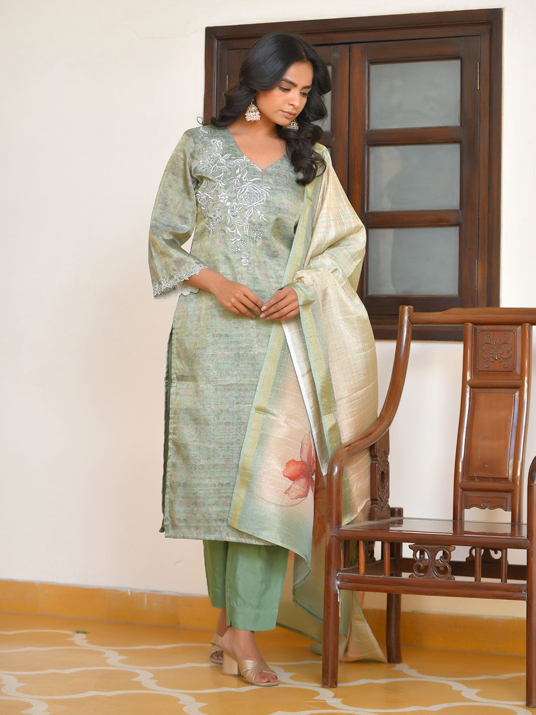 Vaasva Women's Pistachio Tissue Shimmer Digital Printed Suit Set - Distacart