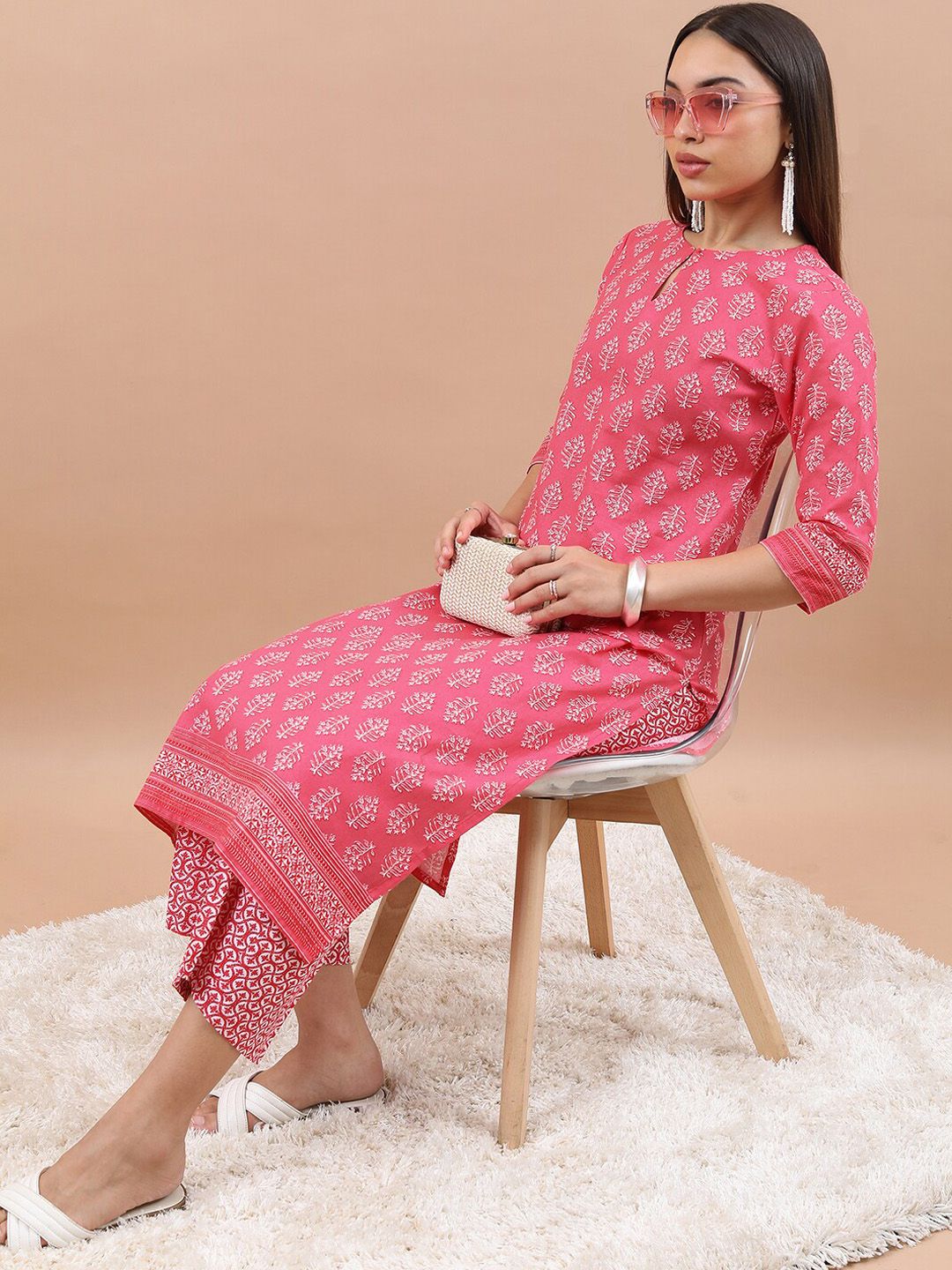 Vishudh Floral Printed Pure Cotton Regular Kurta with Palazzos - Distacart