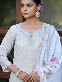 Thumbnail for Vaasva Women's Grey Pink Linen Suit Set With Cutwork Dupatta