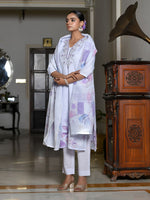 Thumbnail for Vaasva Women's Lilac Linen Suit Set With Printed Dupatta - Distacart