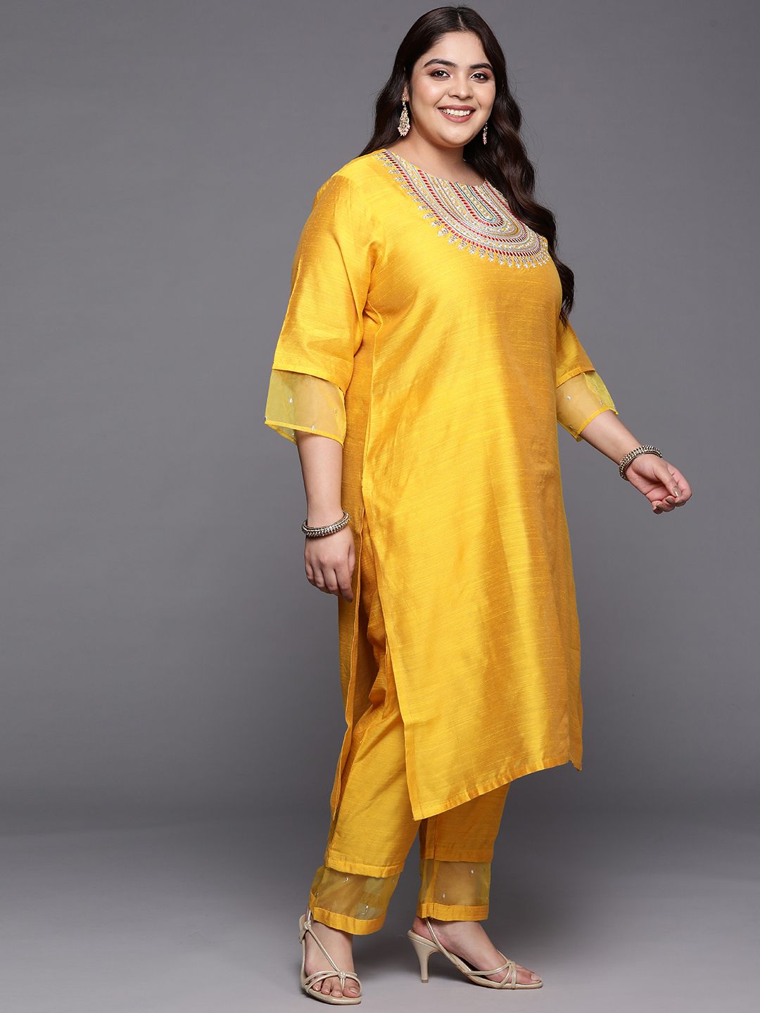 Sztori Plus Size Ethnic Motifs Embroidered Regular Kurta & Palazzos With Dupatta - Distacart