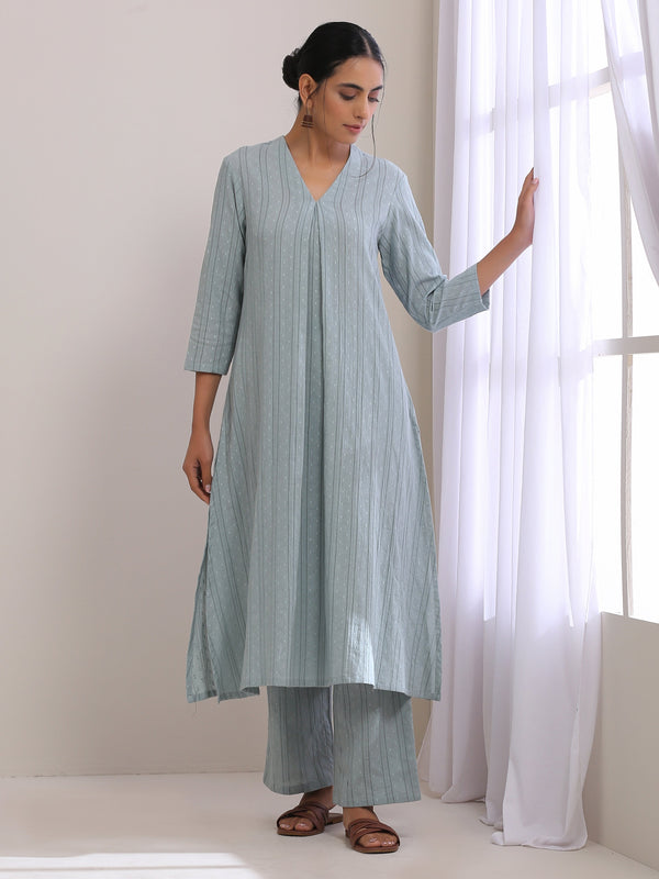 trueBrowns Eggshell Blue Dobby Neck Pleat Kurta Pant Set - Distacart