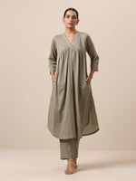 Thumbnail for trueBrowns Cotton Olive Green Flared Slit Kurta Pant Set - Distacart