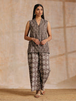 Thumbnail for trueBrowns Clay Dabu Zig-Zag Motifs Print Cotton Sleeveless Jacket Pant Set - Distacart