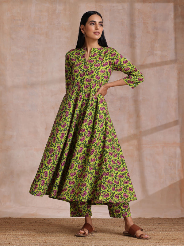 trueBrowns Lime Green Overall Pink Floral Block Print Cotton Flared Kurta Pant Set - Distacart
