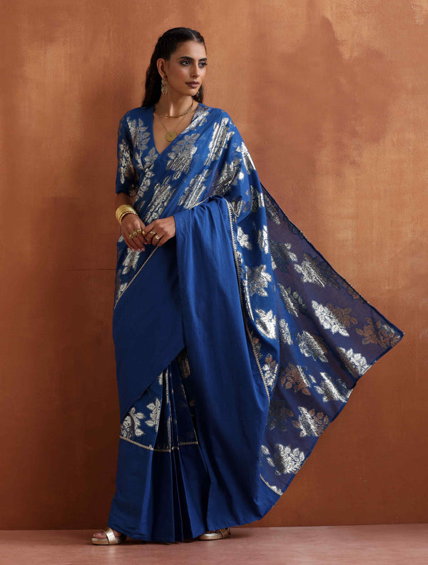 trueBrowns Blue Metallic Ready To Wear Saree - Distacart