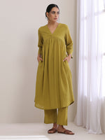 Thumbnail for trueBrowns Avacado Green Dobby Flared Slit Kurta Pant Set - Distacart