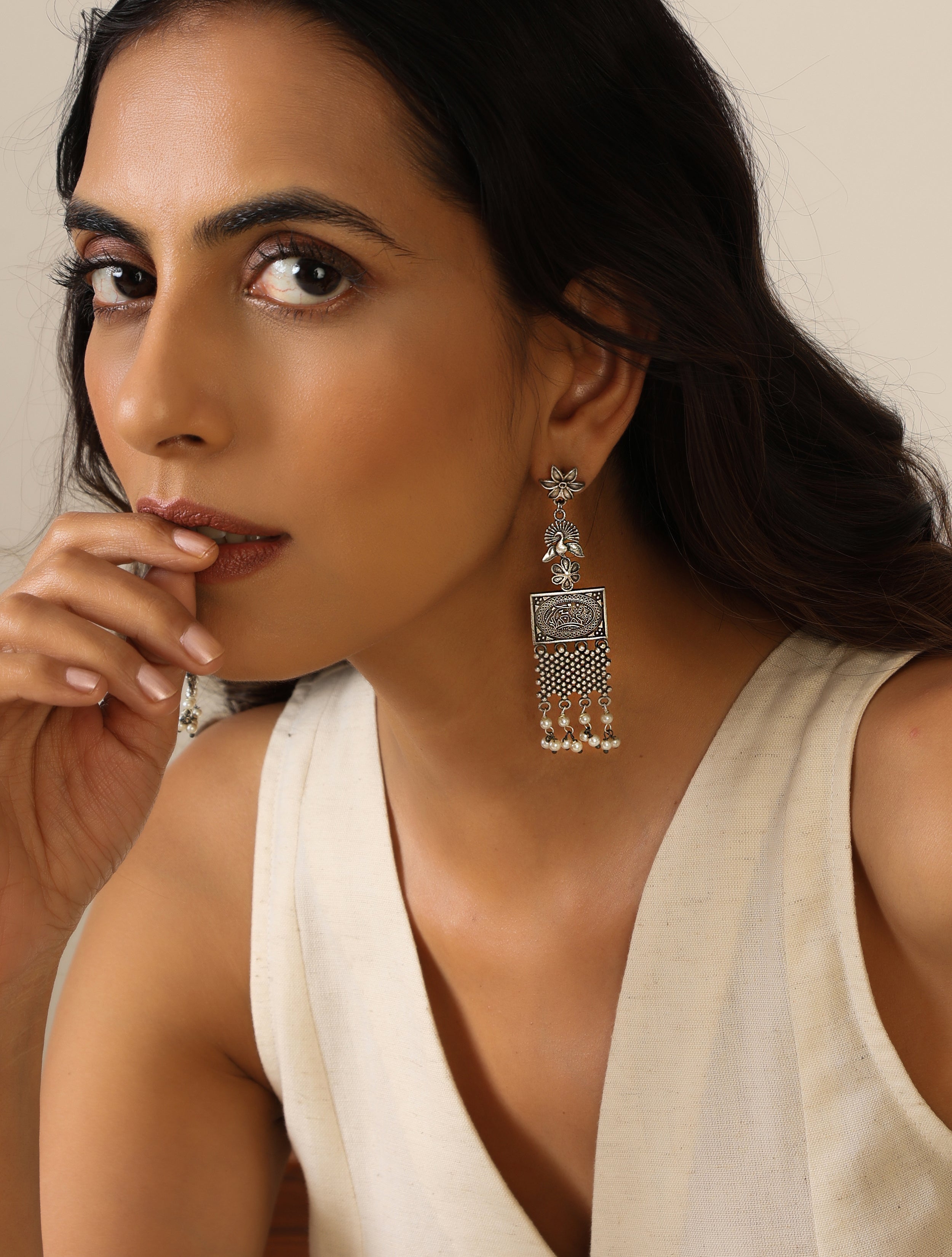 trueBrowns Silver Peacock Earrings - Distacart