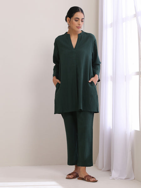 trueBrowns Dark Green Dobby Relaxed Fit Co-Ord Set - Distacart