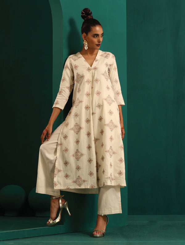 trueBrowns Ivory Peach Cotton Front Pleat Kurta Pant Set - Distacart