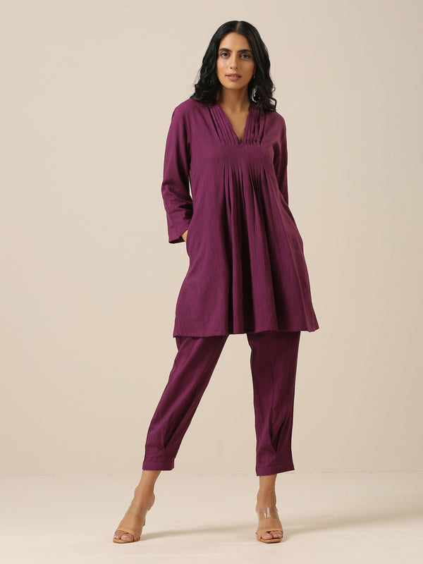 trueBrowns Plum Purple Slub Texture Pleated Co-Ord Set - Distacart