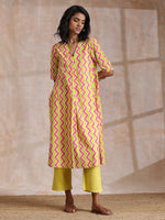 Thumbnail for trueBrowns Lime Pink Zig-Zag Lines Print Cotton Kurta Pant Set - Distacart