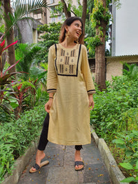 Thumbnail for Women Cream-Coloured Yoke Design Straight Kurta - Rasiya