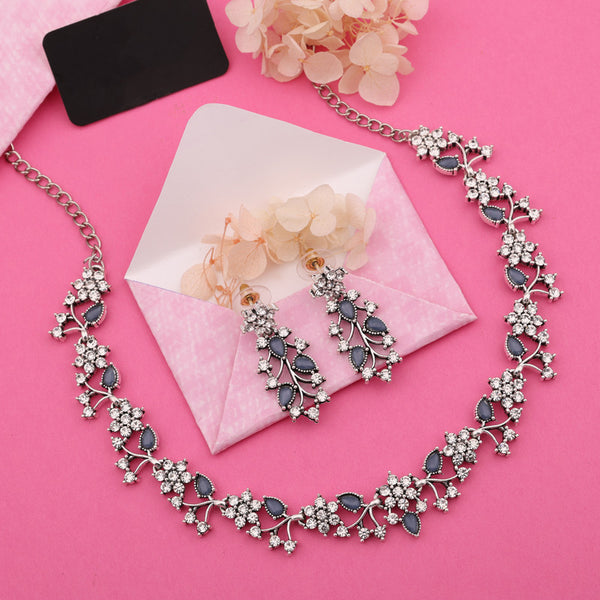 Tehzeeb Creations Silver Pleated White Diamond With Baby Blue Beads Necklace Set