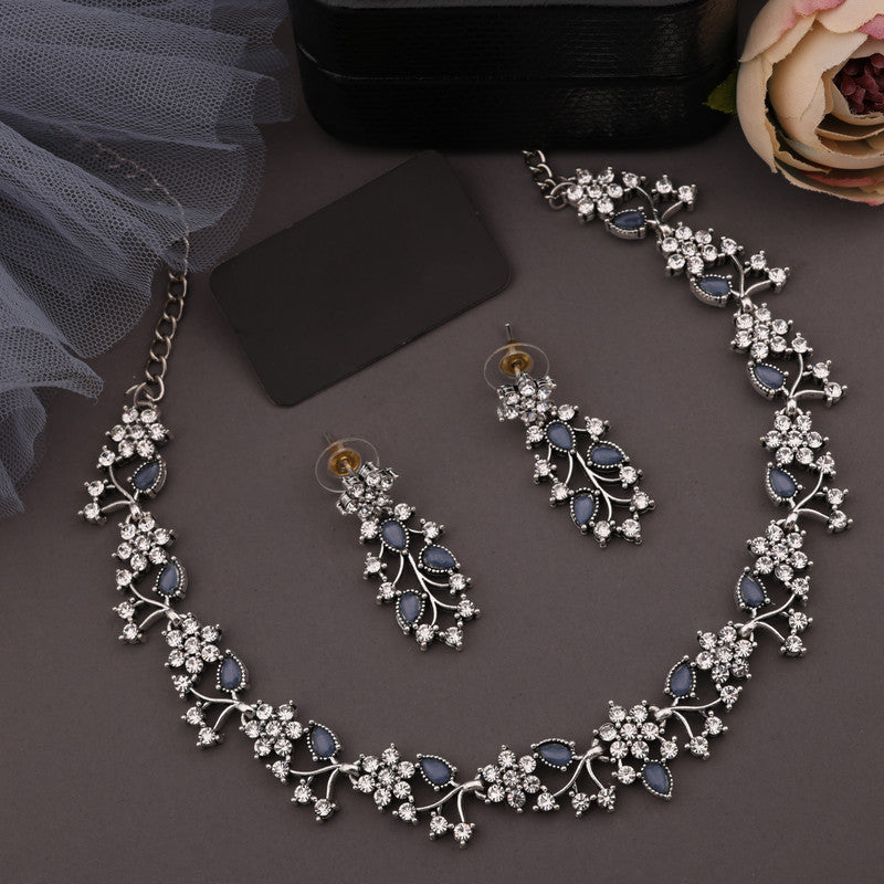 Tehzeeb Creations Silver Pleated White Diamond With Baby Blue Beads Necklace Set