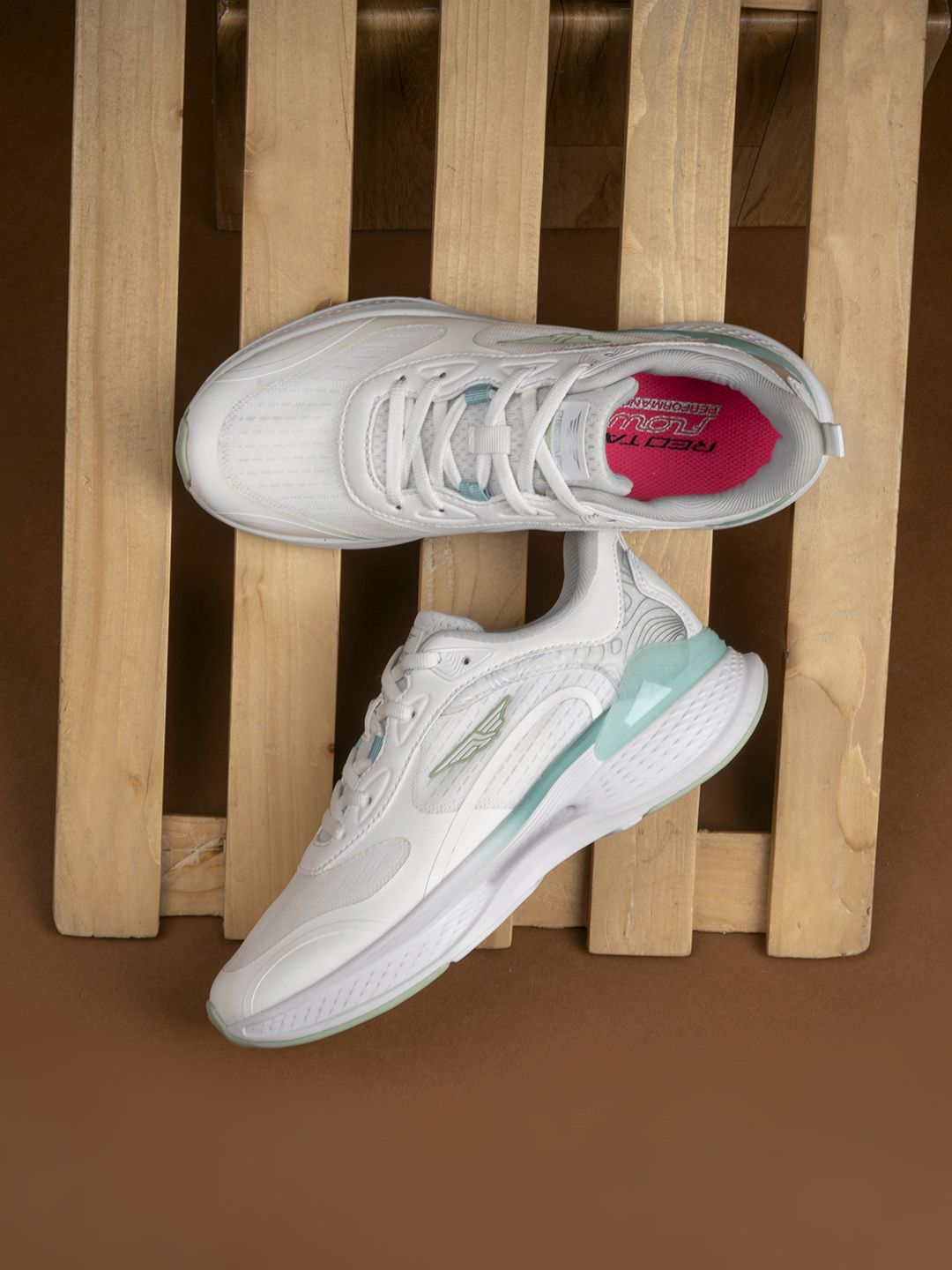 Red Tape Women Walking Sports Shoes