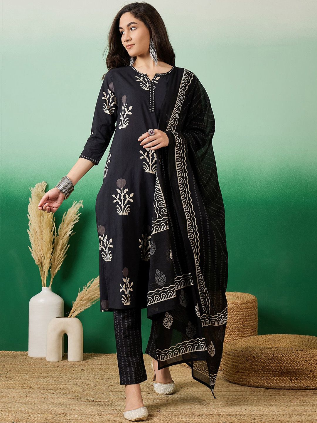 Sangria Notch Neck Printed Pure Cotton Kurta With Trousers & Dupatta - Distacart