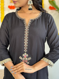 Thumbnail for Lyush Women's Henley Neck Work Rayon Slub Fabric Kurta Pant With Dupatta Set - Black