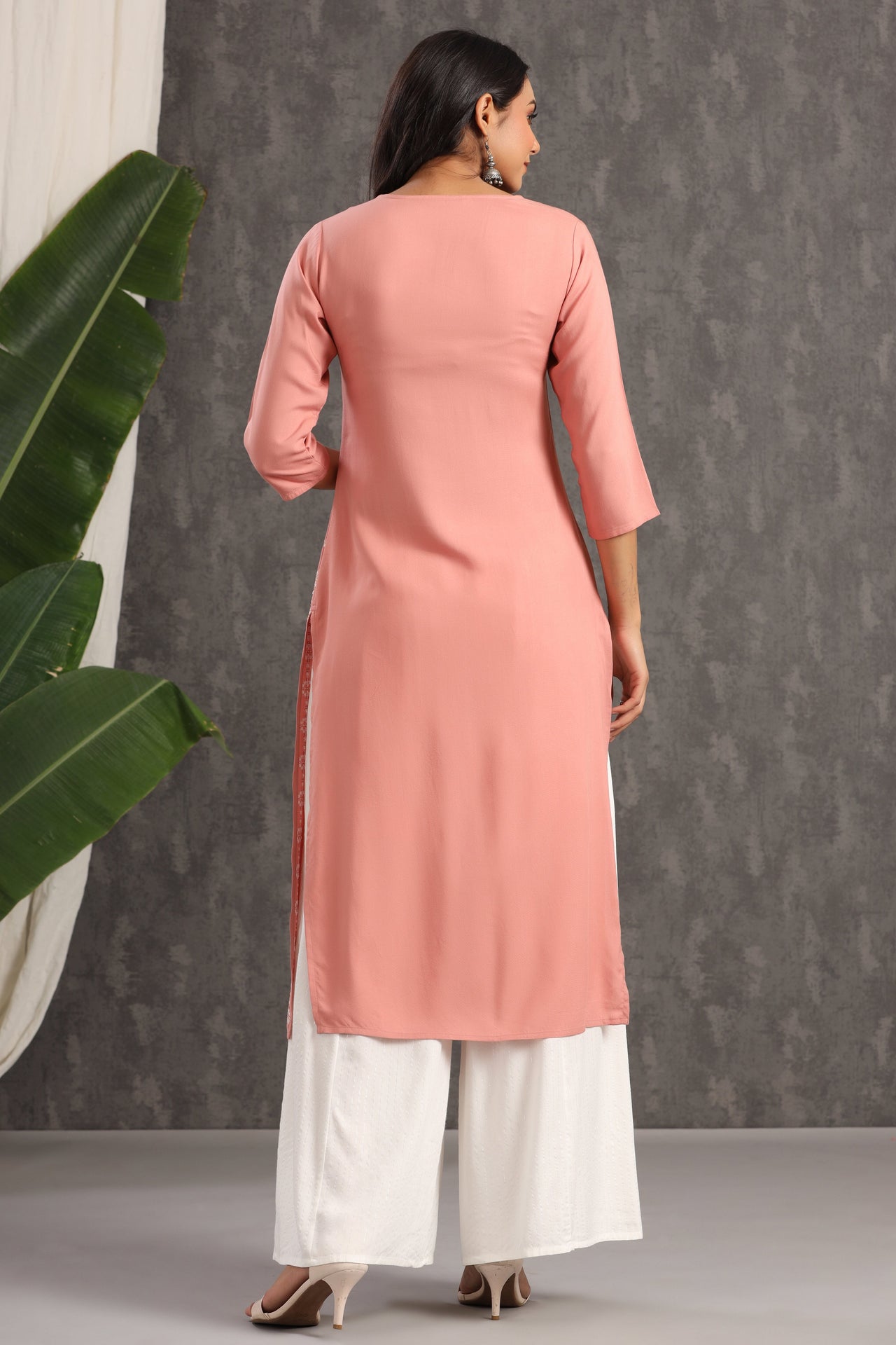 Juniper Women's Onion Pink Thread Embroidered Rayon Straight Kurta