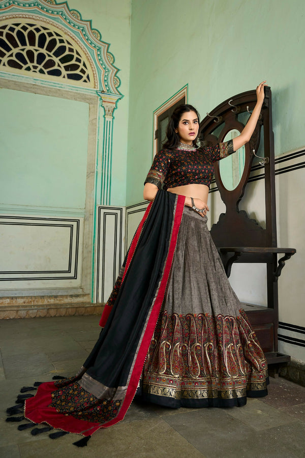 Vastranavya Kashmiri Print With Foil Print Lehenga With Unstitched Printed Blouse - Grey - Distacart