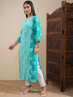 Thumbnail for Vishudh Green Floral Printed Keyhole Neck Straight Kurta - Distacart
