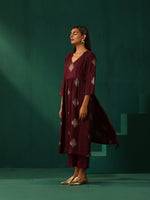 Thumbnail for trueBrowns Wine Geometric Viscose Silk High Slit Kurta Pant Set - Distacart