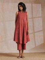 Thumbnail for trueBrowns Rust Red Bagru Camel Print Cotton High-Low Co-Ord Set - Distacart