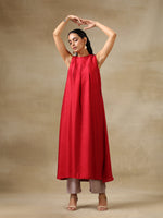 Thumbnail for trueBrowns Maroon Textured Silk Sleeveless Kurta Pant Set - Distacart