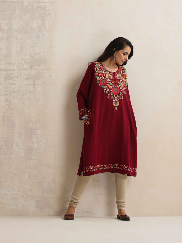 trueBrowns Maroon Kashmiri Floral Embroidered Woollen Phiran Kurta - Distacart