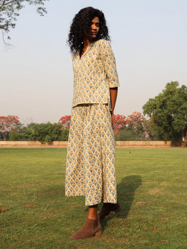 trueBrowns Light Sage Cotton Block Print Lapel Shirt Co-Ord Set - Distacart